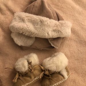 GAP plush infant hat and boots